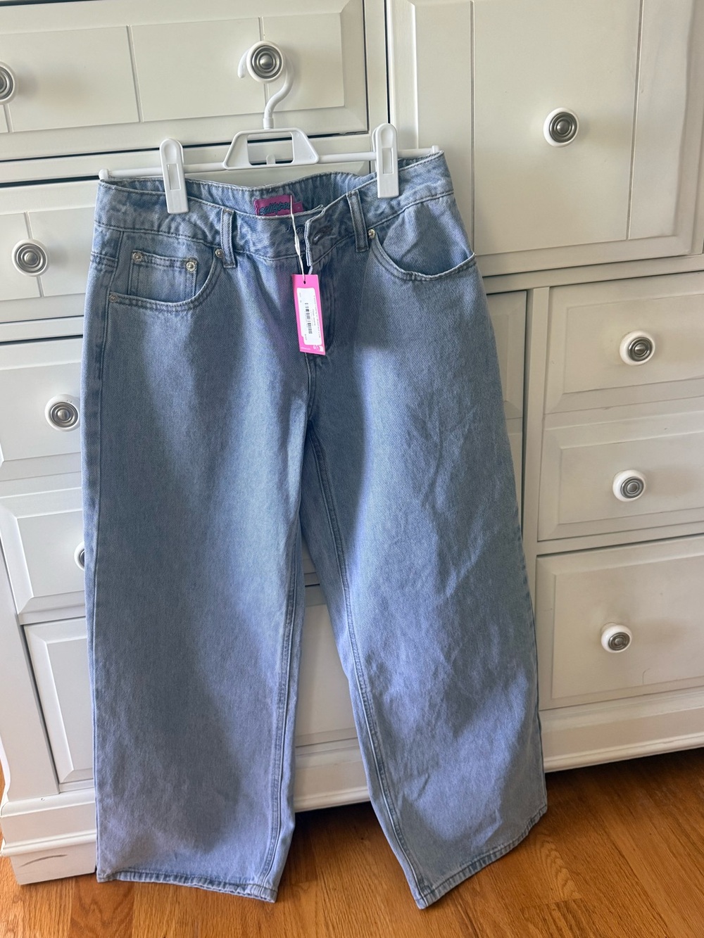 Edikted Petite Raelynn Light Blue Boyfriend Wide-Leg Jeans